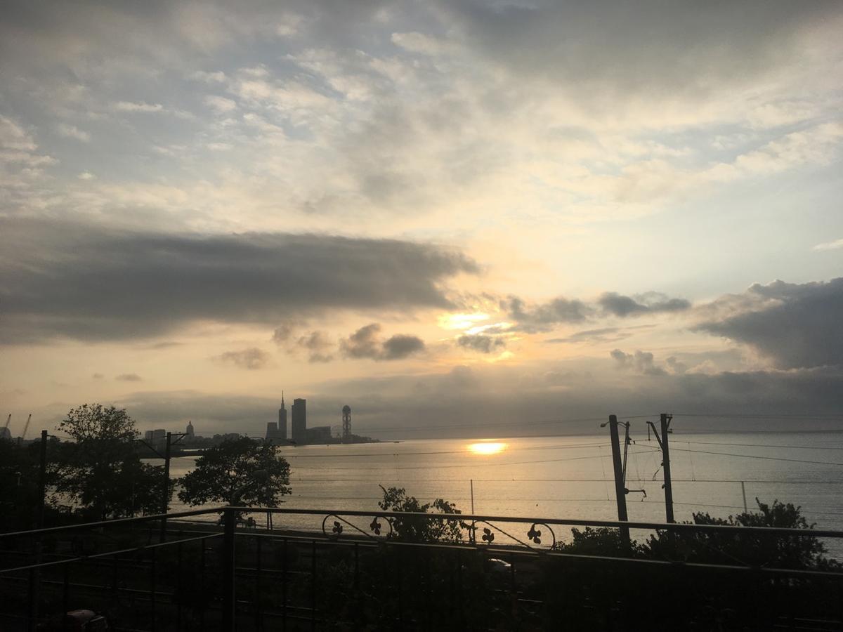 Merab House 巴统 外观 照片